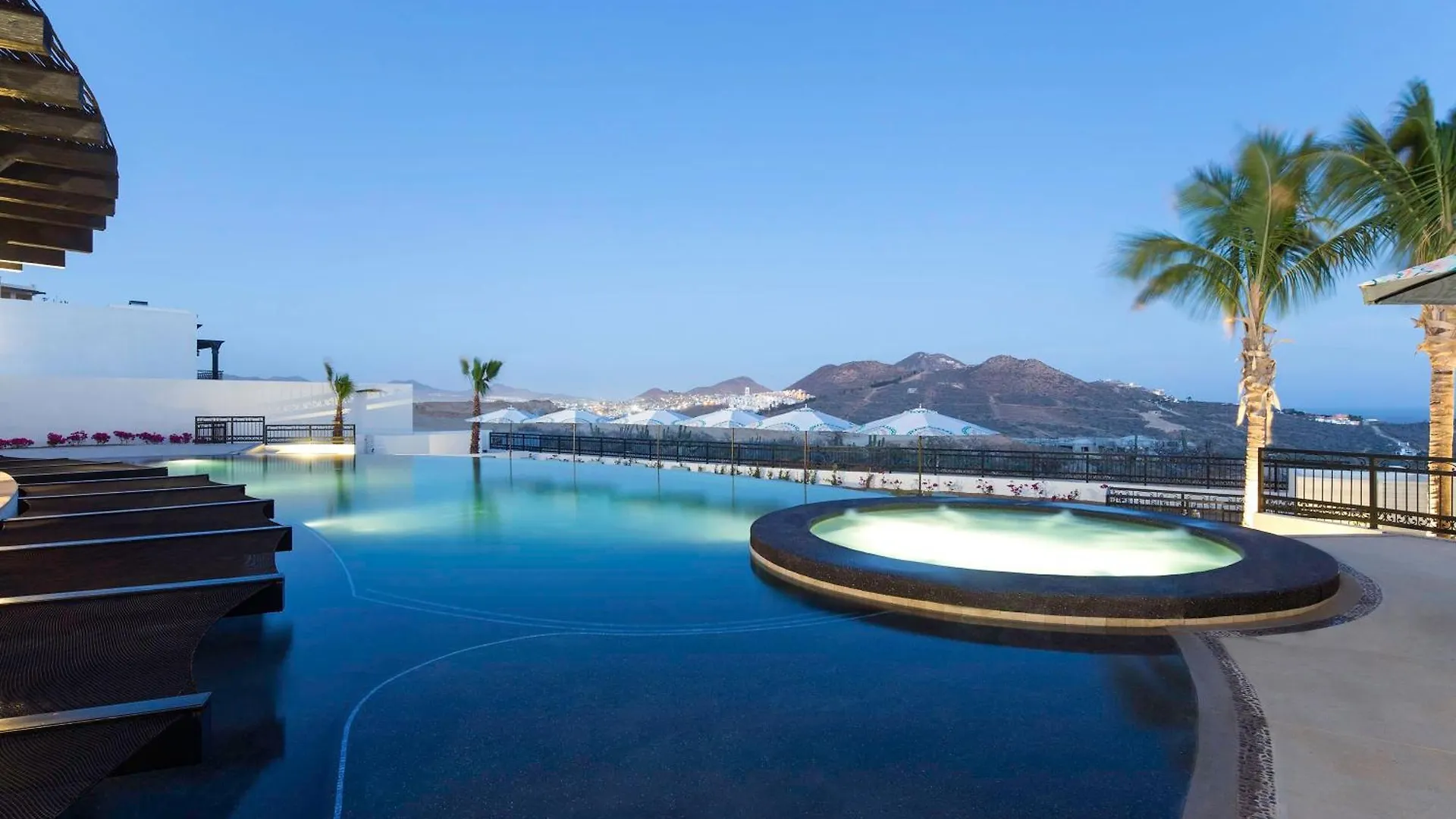 Spacious Copala Condo Ocean View & Resort Access 卡波圣卢卡斯 0*,  墨西哥